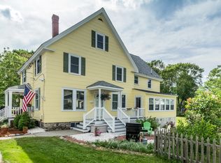 38 Maple Ave, Andover, MA 01810