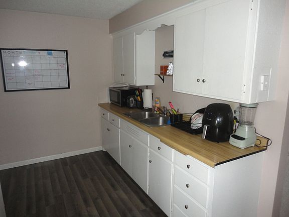 2nd image of 5826 46th Ave S