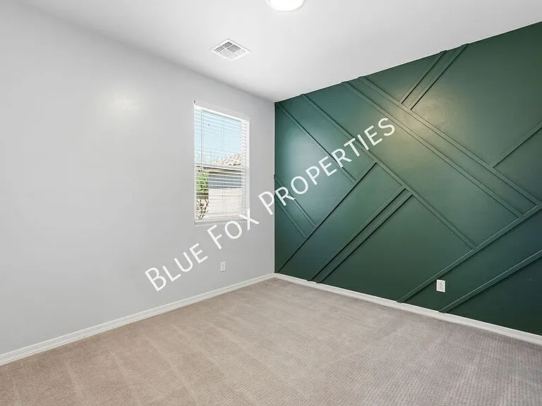 8670 N Genoa Ct — Photo 18