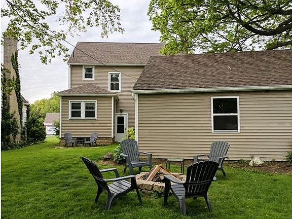 2nd image of 123 Griswold Dr
