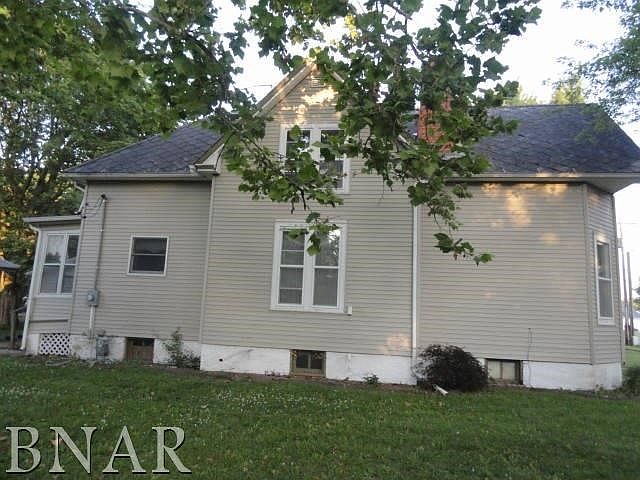 2nd image of 506 NW Race St