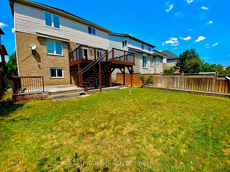 138 Apple Ridge Dr #UPPER — Photo 26