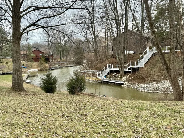 36/37 Mill Spgs, Coatesville, IN 46121