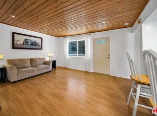 921 Roscomare Rd, Los Angeles, CA 90077