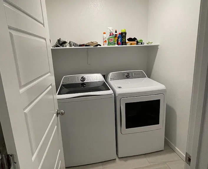 Laundry on 3rd floor