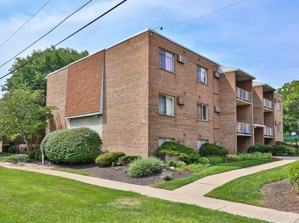 3608 Westwood Northern Blvd, Cincinnati, OH 45211