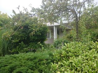 8553 25th Ave NW, Seattle, WA 98117