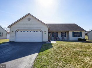 56 Springhouse Dr #L-0090, Myerstown, PA 17067