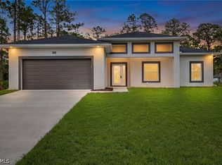 810 Jackson Ave, Lehigh Acres, FL 33972