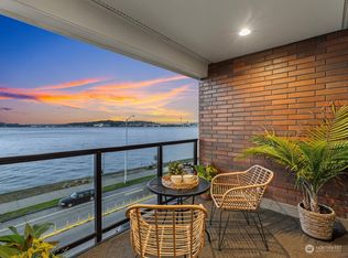 1140 Alki Ave SW APT 404, Seattle, WA 98116