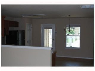 2nd image of 512 Rolling Oak Dr
