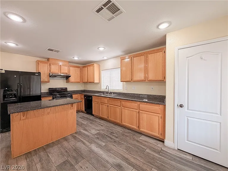 6204 Alpine Tree Ave — Photo 14