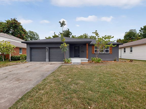 3rd image of 2553 Dorrington Dr
