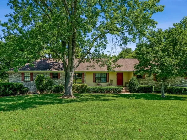 305 Tanglewood Dr, Mount Juliet, TN 37122
