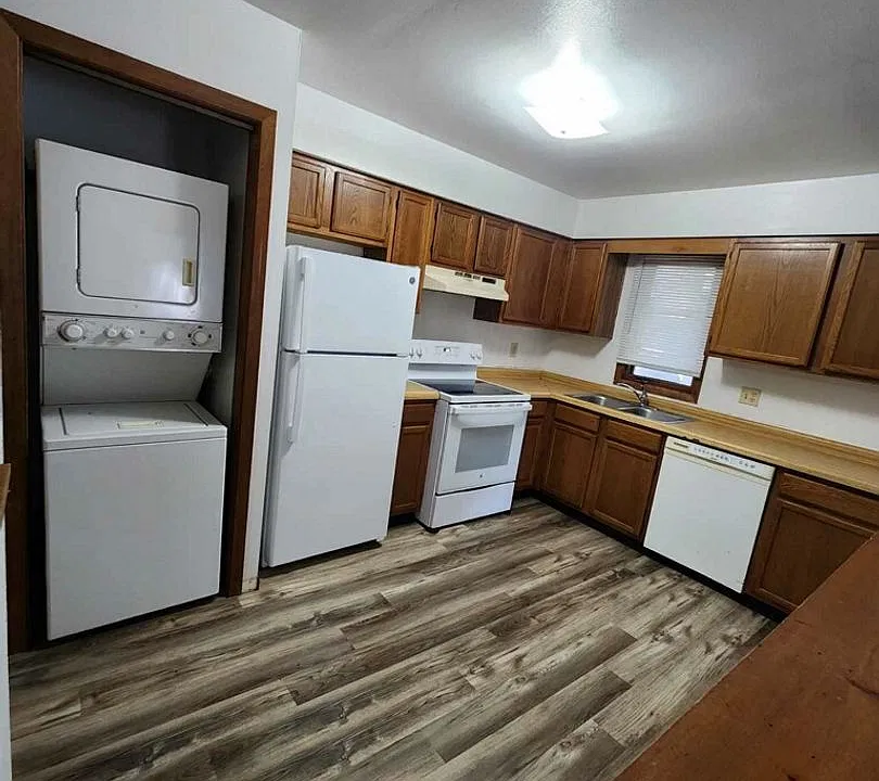 4749 Wolverton Ln