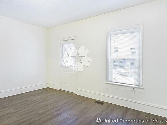 5th image of 622 Veto St NW