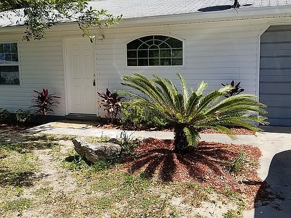 2nd image of 811 NW 59th Ct