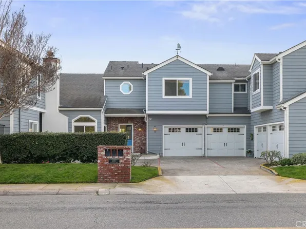 1597 Riverside Pl, Costa Mesa, CA 92627