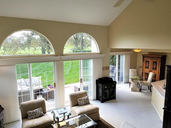 3rd image of 913 Eagleton Dr #46-11