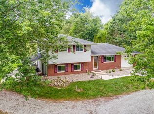 5337 S Country Club Rd, Warsaw, IN 46580