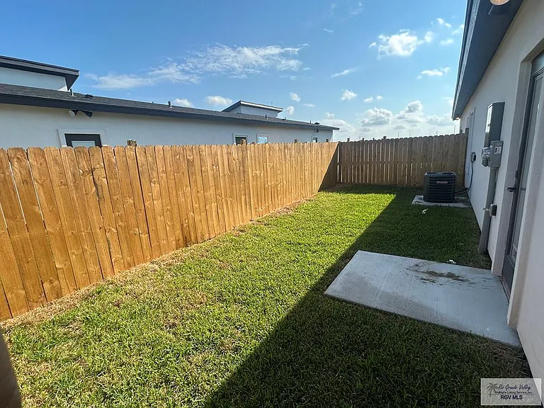 3536 Hidalgo St — Photo 14