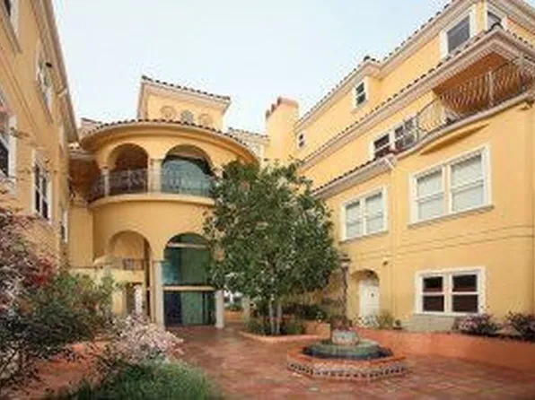 1050 N Edinburgh Ave APT 110, West Hollywood, CA 90046