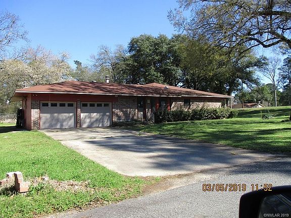 2nd image of 3450 Curtis Ln