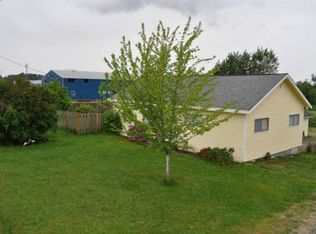 7051 Kickerville Rd, Ferndale, WA 98248