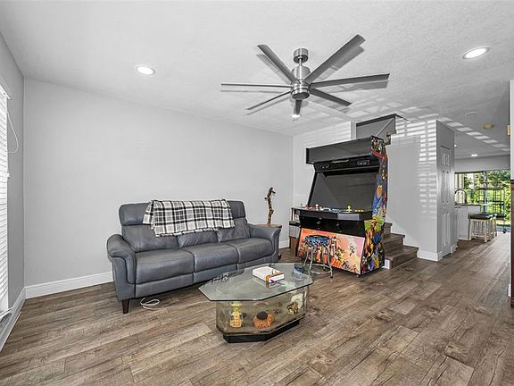 4th image of 3403 W WYOMING CIRCLE #3403