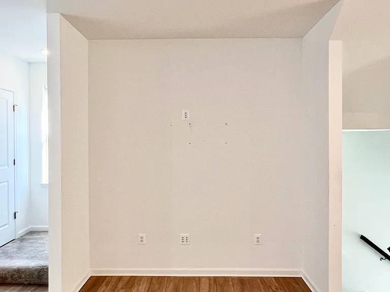 310 Andrew Ct — Photo 25
