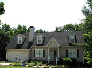 303 Fireside Ct, Boiling Springs, SC 29316