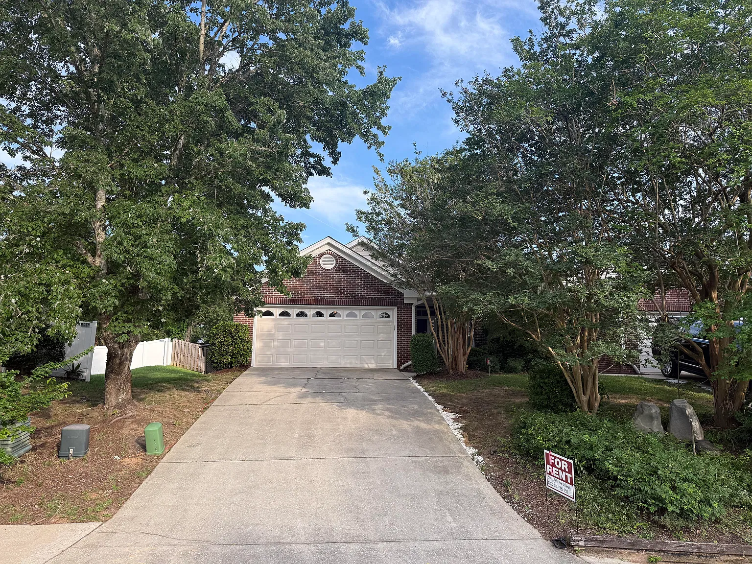 3 bed, 1447 sqft, $2,100 — Photo 1