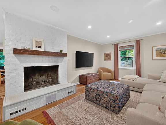 5th image of 3213 Purland Dr