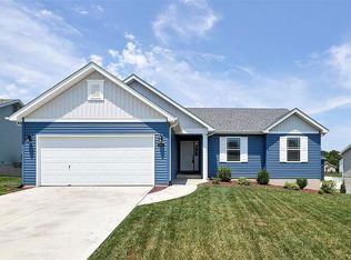 201 Majestic Lakes Blvd, Moscow Mills, MO 63362