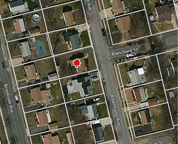 2nd image of 62 Albermarle Ave