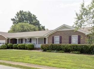 140 Moores Dr, Dahlonega, GA 30533