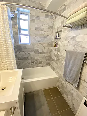 Sold by Universal Realty Group | media 24