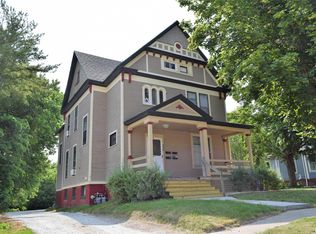 229 N Pearl St, Galesburg, IL 61401