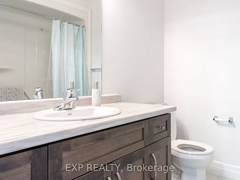 861 Edinburgh Dr — Photo 11