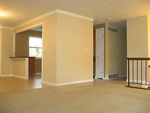 4th image of 12161 Elkwood Dr