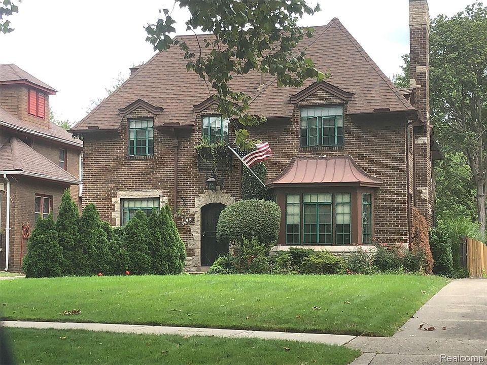 1st image of 3490 Iroquois St