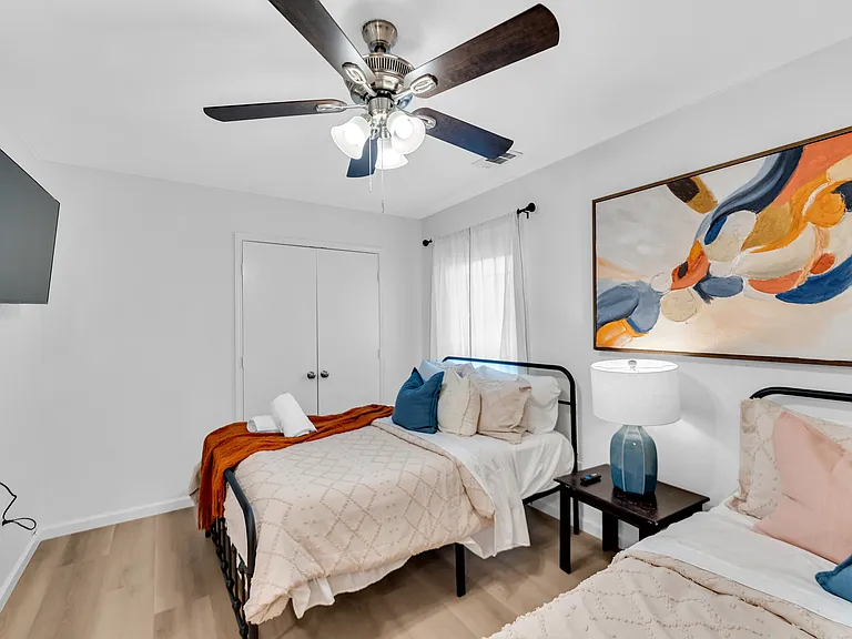 7710 Tidewater Dr — Photo 26