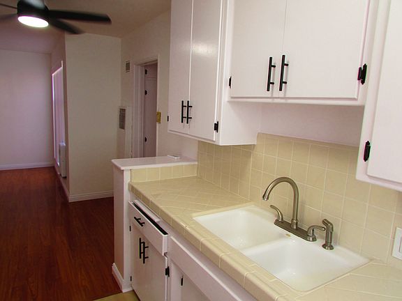 5th image of 1756 N Gramercy Pl APT 3