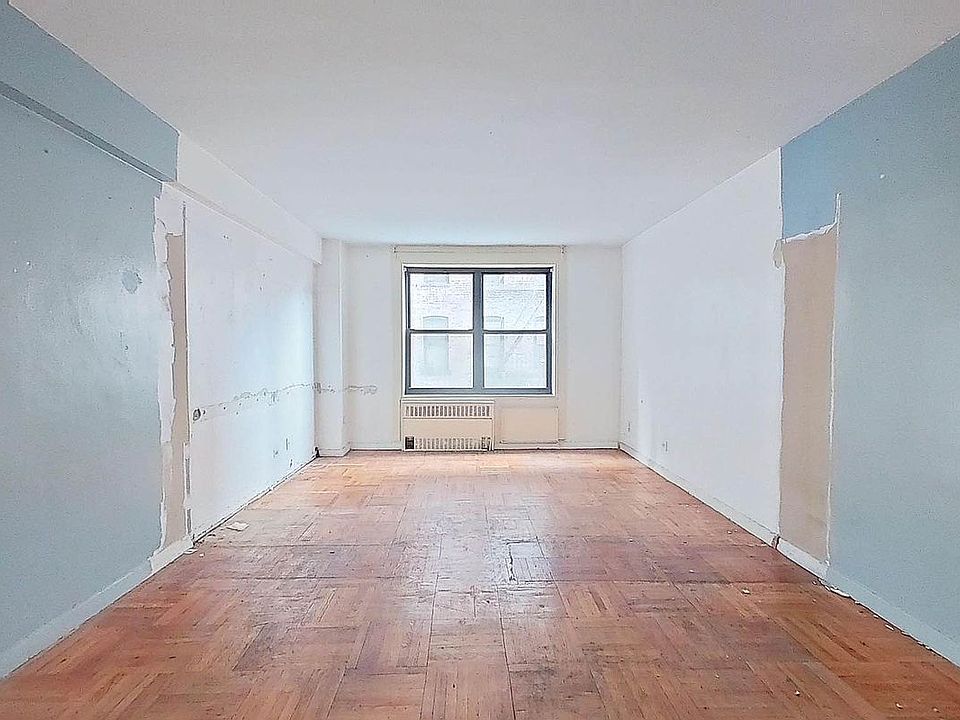 1st image of 133-17 Sanford Ave #1K