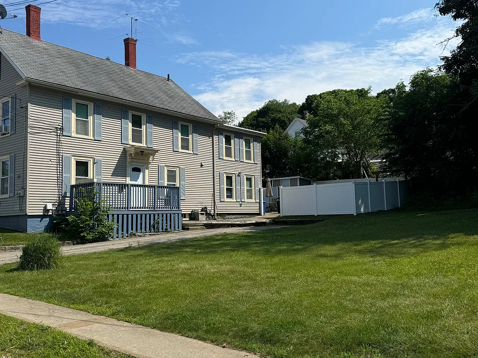 53 Court St #53