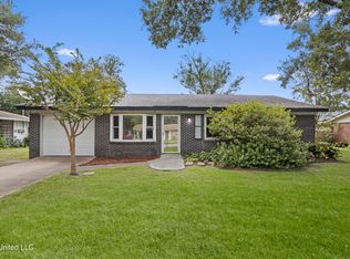610 Clark Ave, Ocean Springs, MS 39564