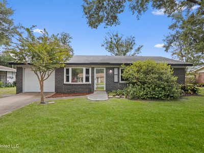 610 Clark Ave, Ocean Springs, MS, 39564