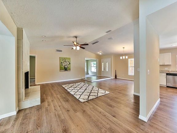 5th image of 1511 Kenlyn Dr