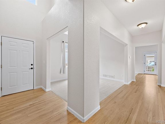 4th image of 10114 Wyandott Circle N