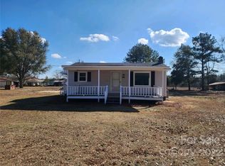 3688 Roberts Rd, Kershaw, SC 29067